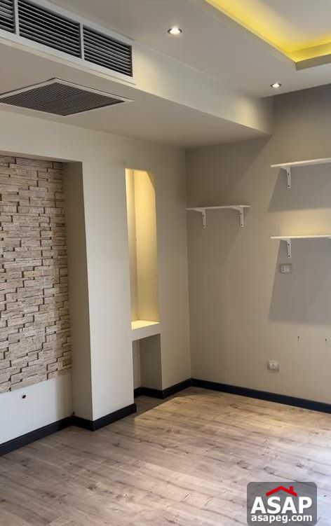 Triplex for Rent in Eastown Compound Triplex for Rent in Eastown Compound