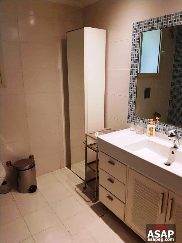 Villa with Big Garden for Rent in Sheikh Zayed Villa with Big Garden for Rent in Sheikh Zayed