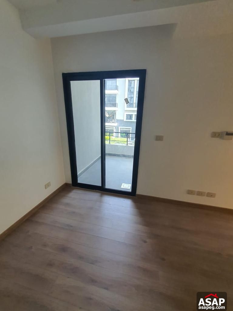 Semi Furnished Apartment for Rent in The WaterWay Semi Furnished Apartment for Rent in The WaterWay