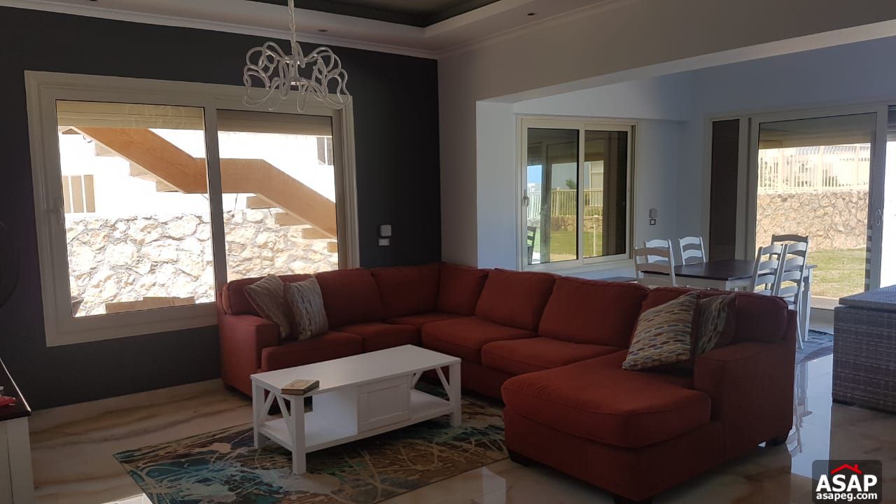 Villa for Sale in North Coast - Hacienda White Villa for Sale in North Coast - Hacienda White