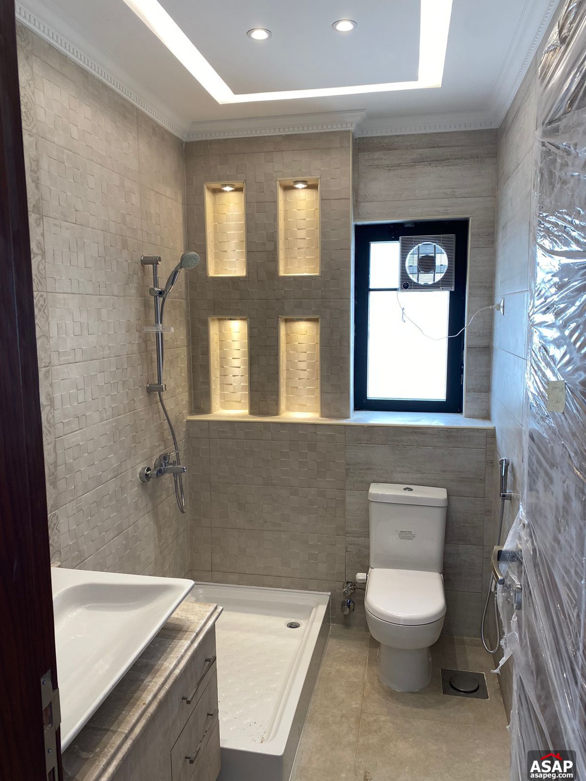 Semi Furnished Apartment for Rent in Lake View Residence Semi Furnished Apartment for Rent in Lake View Residence