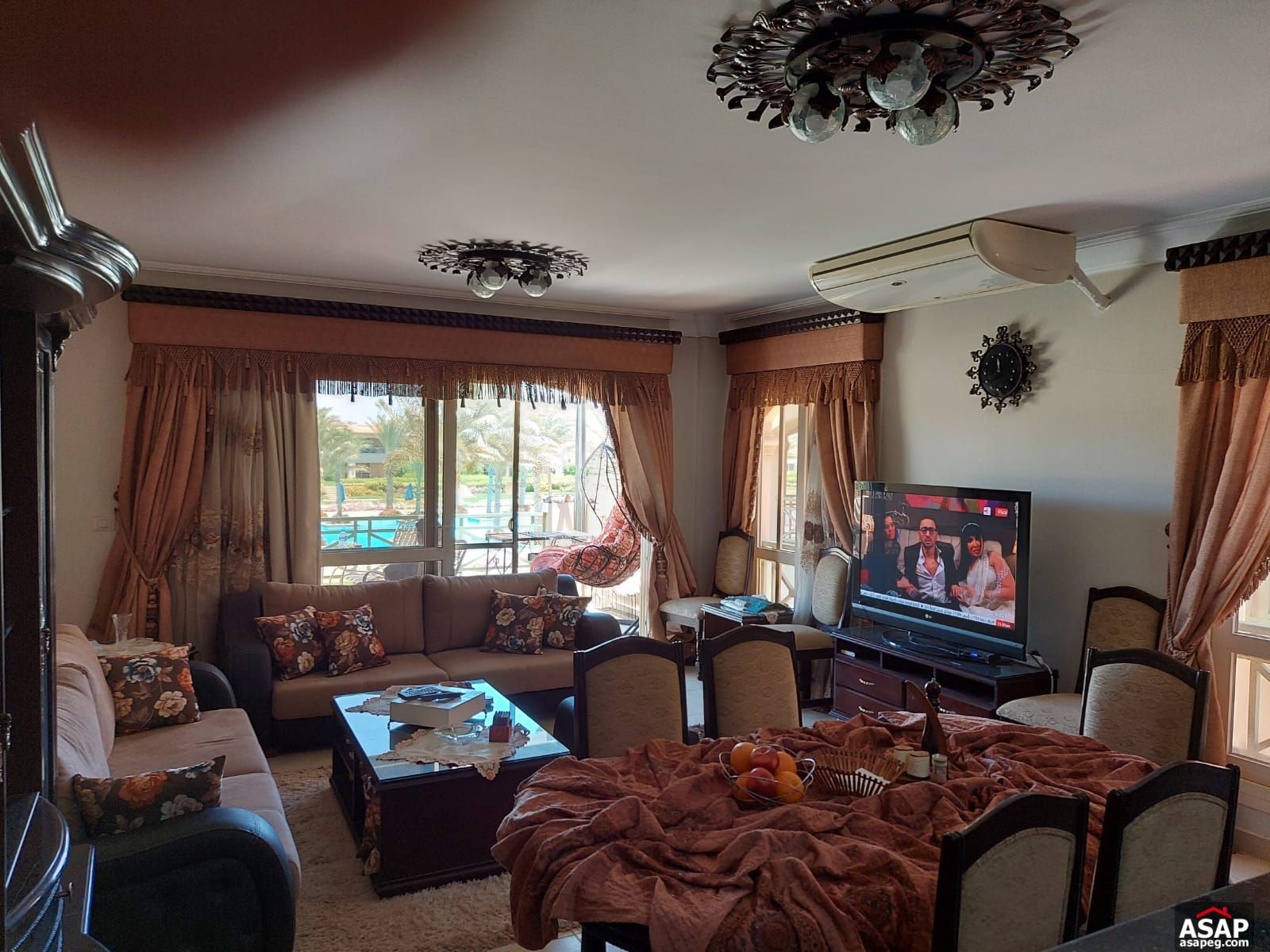 Twin House for Sale in La Vista Bay Twin House for Sale in La Vista Bay