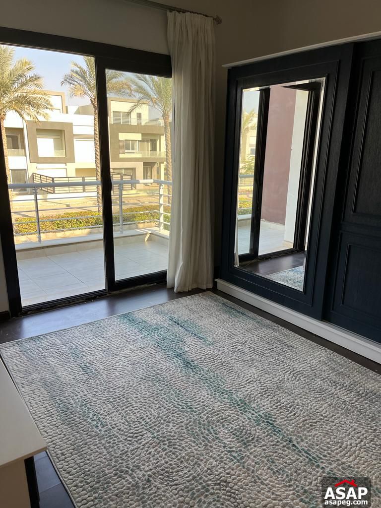 Town House for Rent in Hyde Park Town House for Rent in Hyde Park