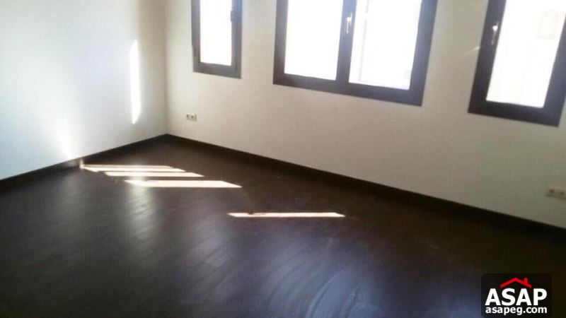 Town house for Rent in Mivida Town house for Rent in Mivida