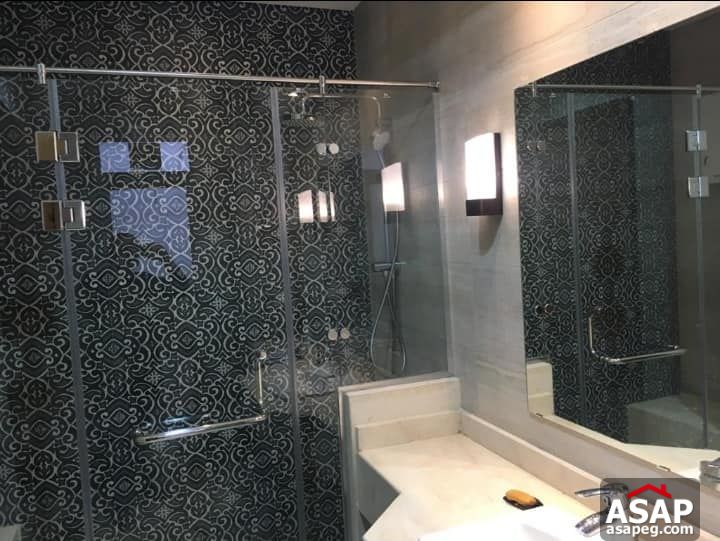 Duplex with Garden for Rent in Village Avenue Duplex with Garden for Rent in Village Avenue