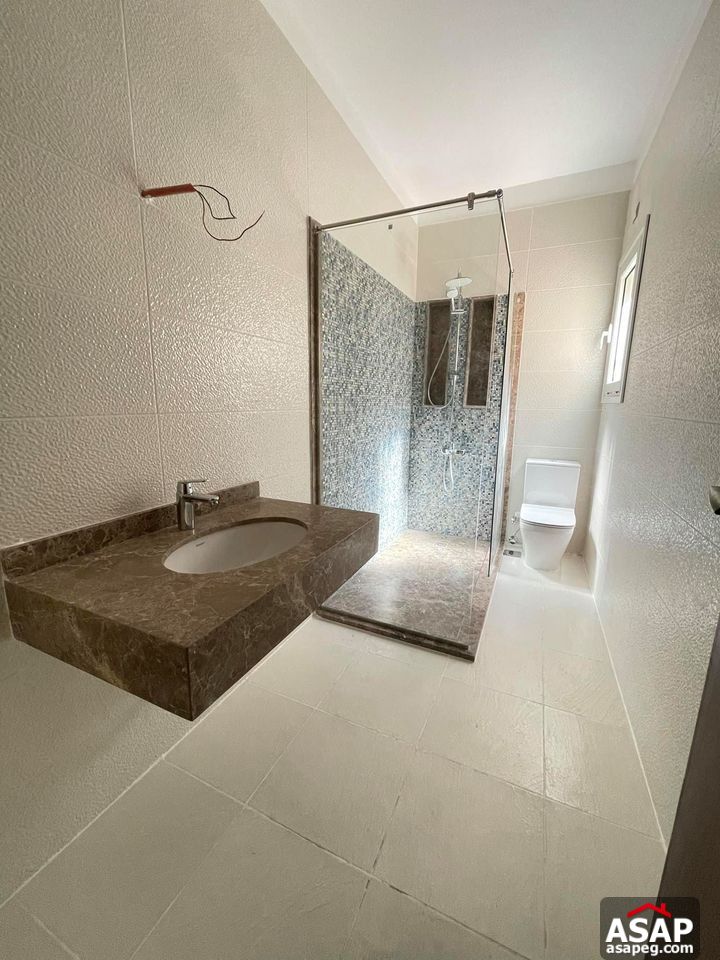 Apartment for Rent in Regent's Park Compound Apartment for Rent in Regent's Park Compound