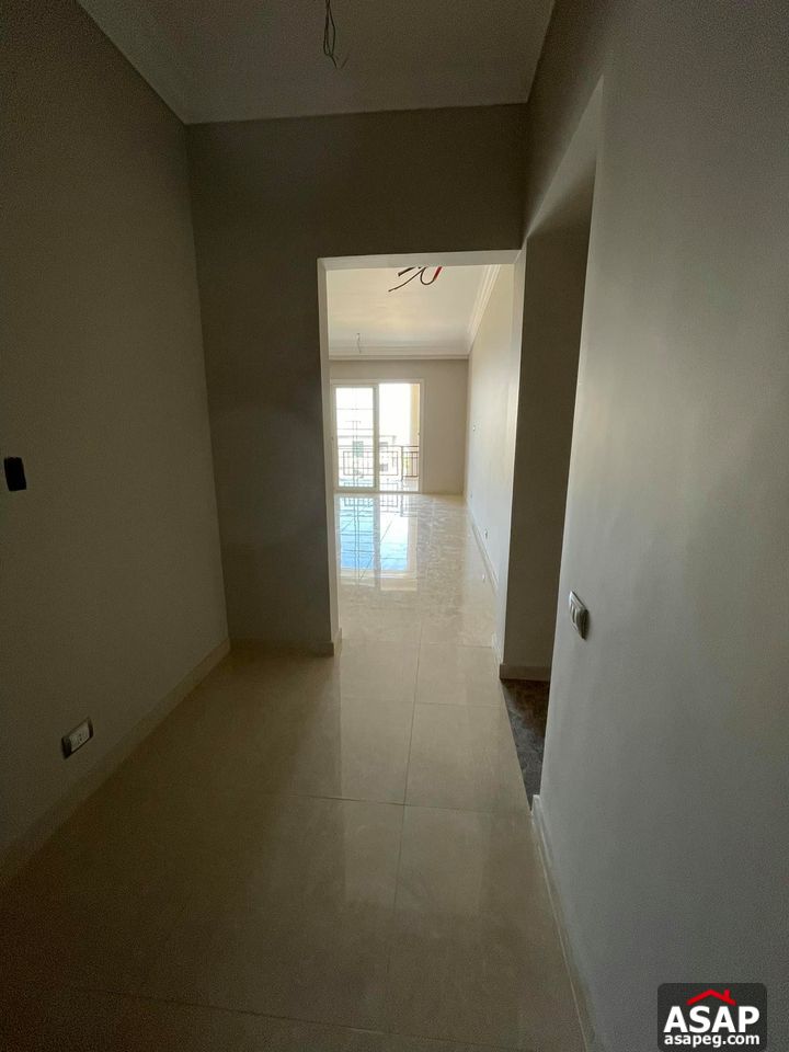 Apartment for Rent in Regent's Park Compound Apartment for Rent in Regent's Park Compound