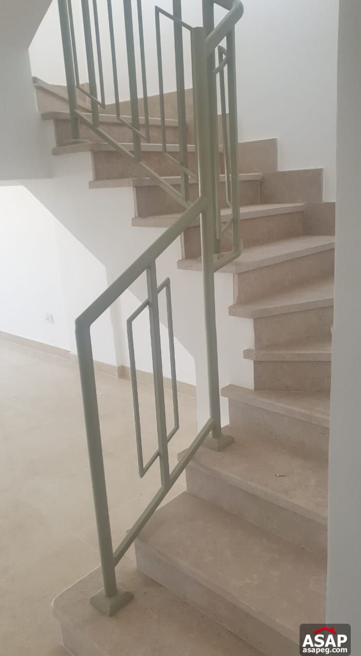 Penthouse for Rent in Fifth Square Penthouse for Rent in Fifth Square