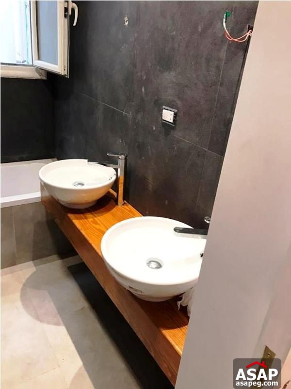 Furnished Duplex with Roof for Rent in Mountain View Furnished Duplex with Roof for Rent in Mountain View