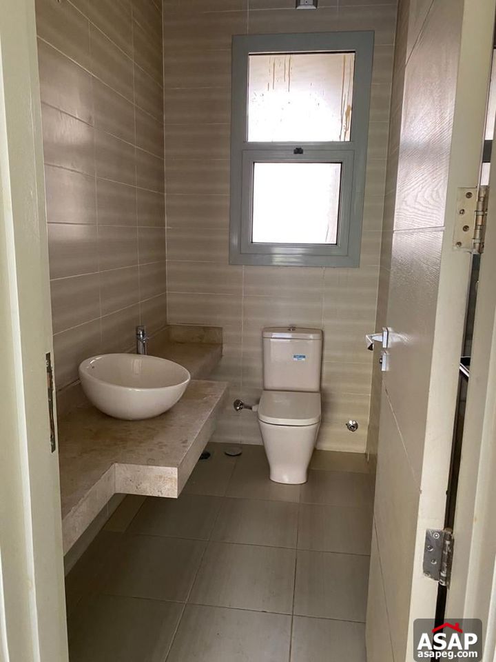 Apartment for Rent in Village Gate Apartment for Rent in Village Gate