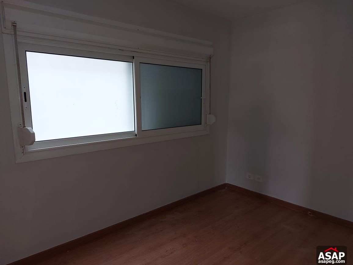 Apartment with Landscape for Rent in New Giza Compound Apartment with Landscape for Rent in New Giza Compound