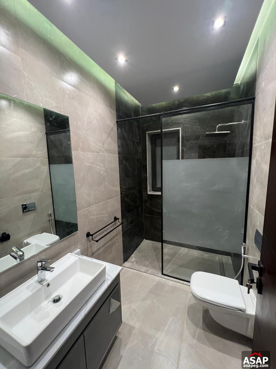 Fully Finished Apartment for Sale in Lake View Residence Fully Finished Apartment for Sale in Lake View Residence