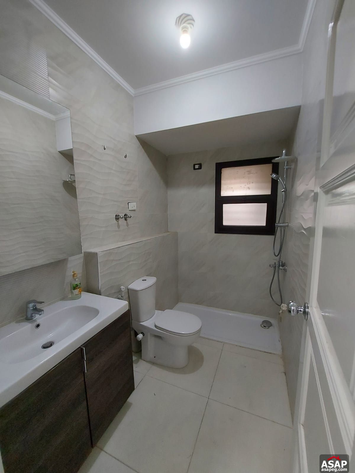 Semi Furnished Apartment for Rent in Eastown Semi Furnished Apartment for Rent in Eastown