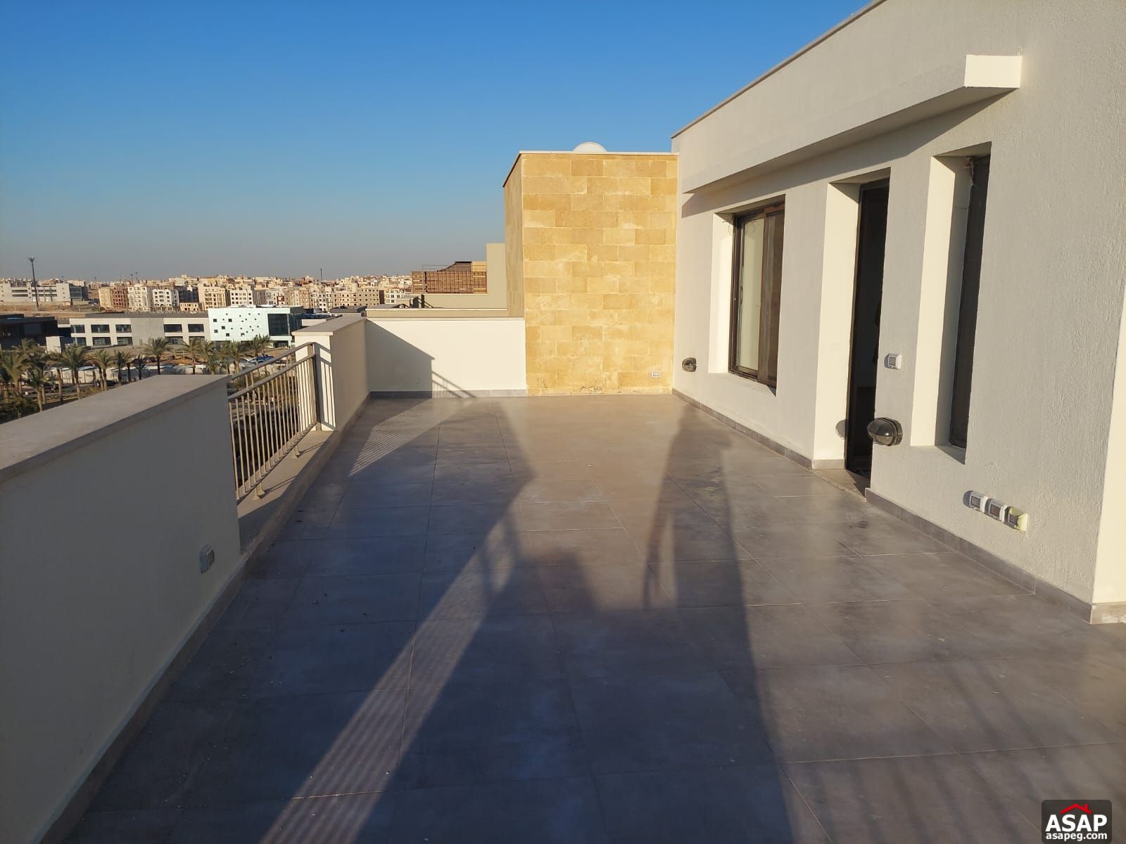 Triplex with Roof for Rent in Eastown Sodic Triplex with Roof for Rent in Eastown Sodic