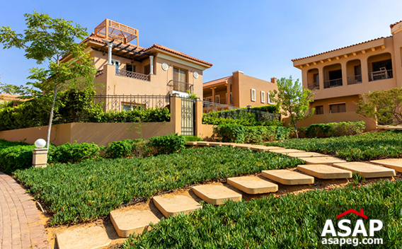 Town House for Sale in Hyde Park Compound Town House for Sale in Hyde Park Compound