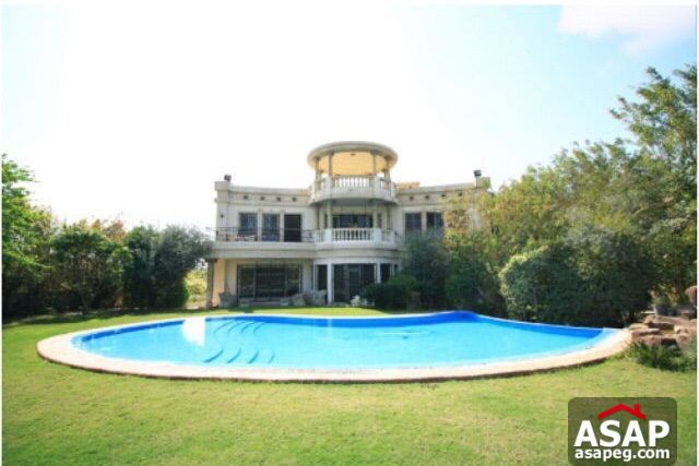 Stand Alone with Swimming Pool for Sale in Mirage City Stand Alone with Swimming Pool for Sale in Mirage City