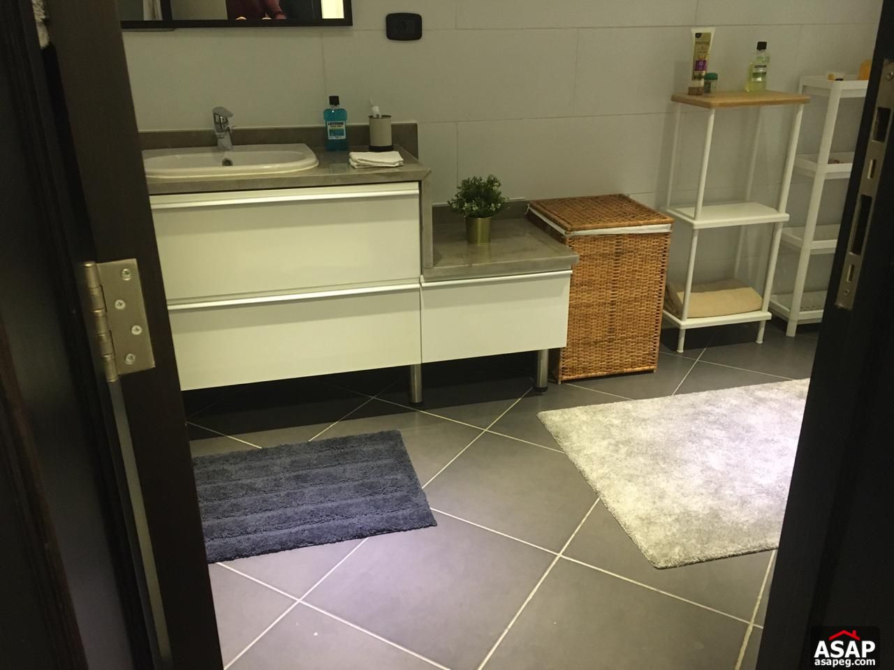 Apartment for Rent in The WaterWay Apartment for Rent in The WaterWay