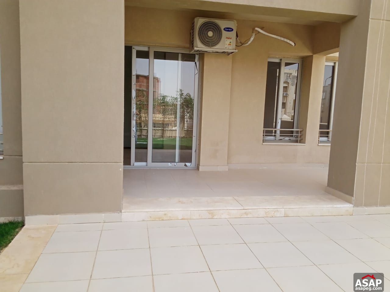 Ground Floor for Rent in Village Gate