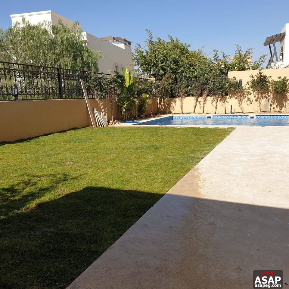 Stand Alone for Rent in Hyde Park Stand Alone for Rent in Hyde Park