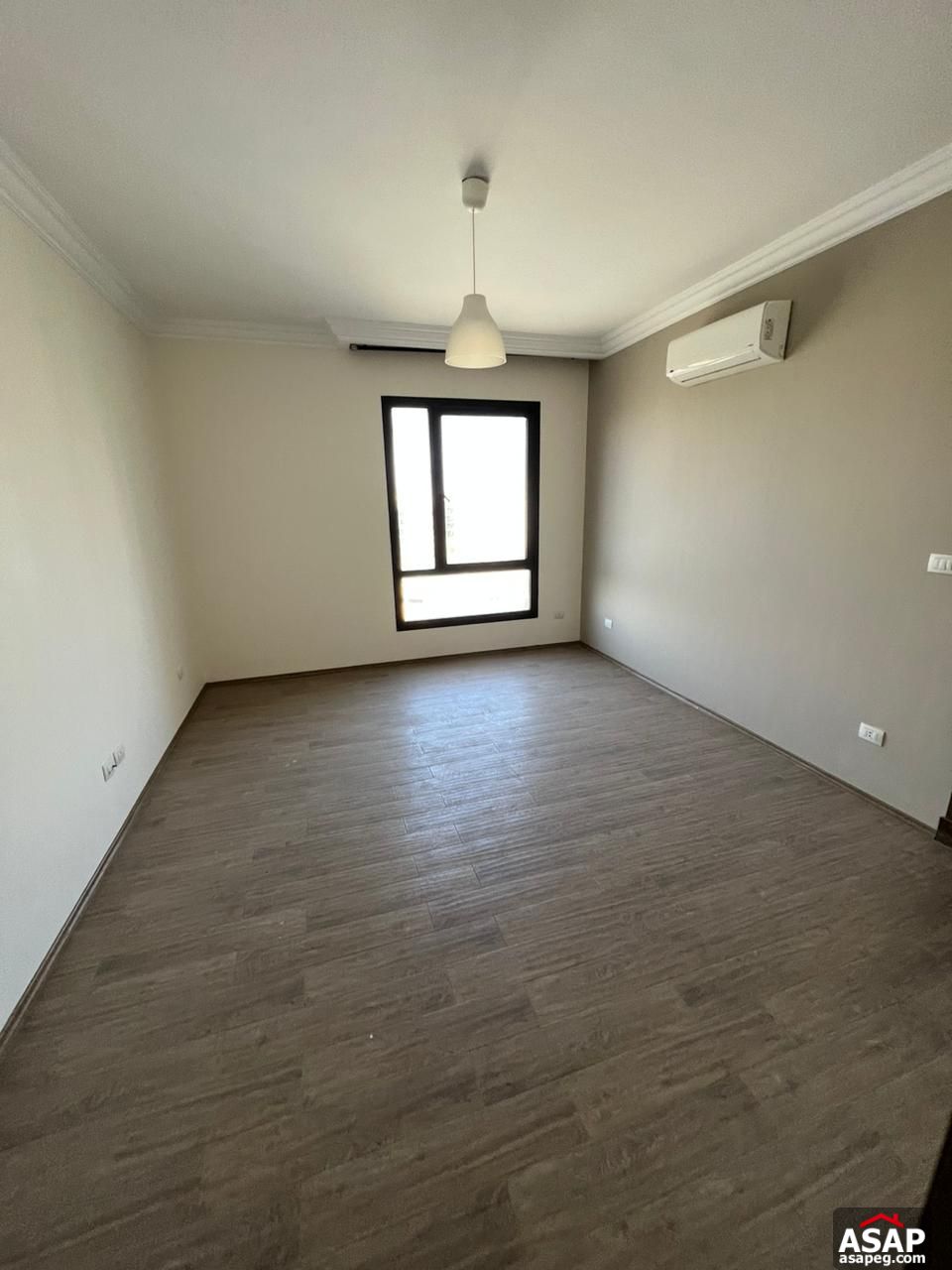 Semi Furnished Apartment for Rent in Eastown