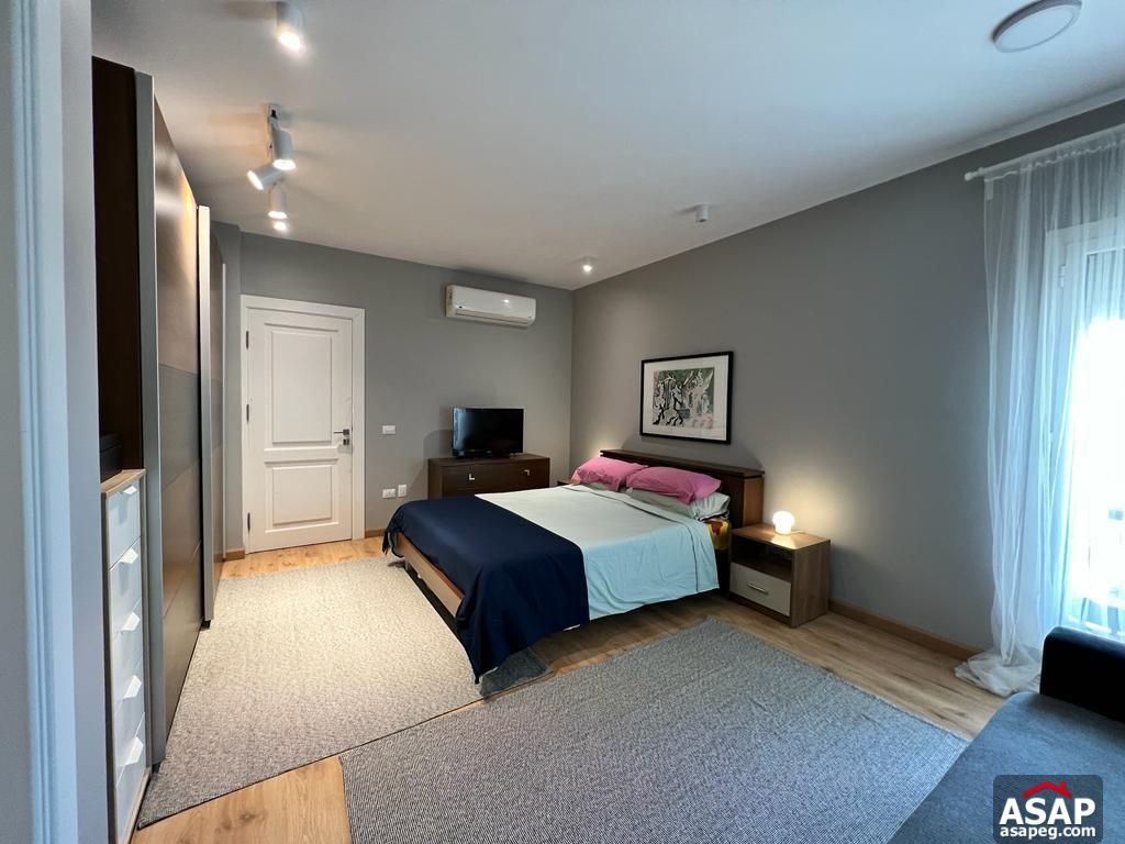 Furnished Apartment for Sale in Mountain View Hyde Park Furnished Apartment for Sale in Mountain View Hyde Park