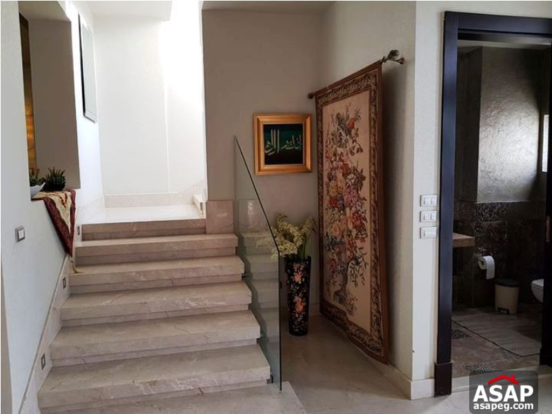 Town House with Garden for Rent in Allegria Town House with Garden for Rent in Allegria