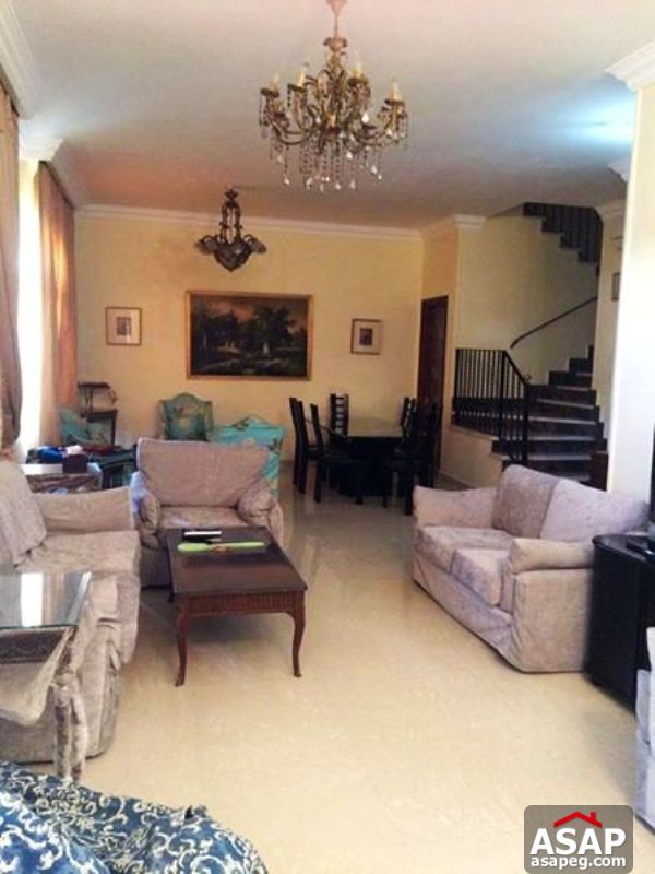 Furnished Villa with Balcony in October for Rent