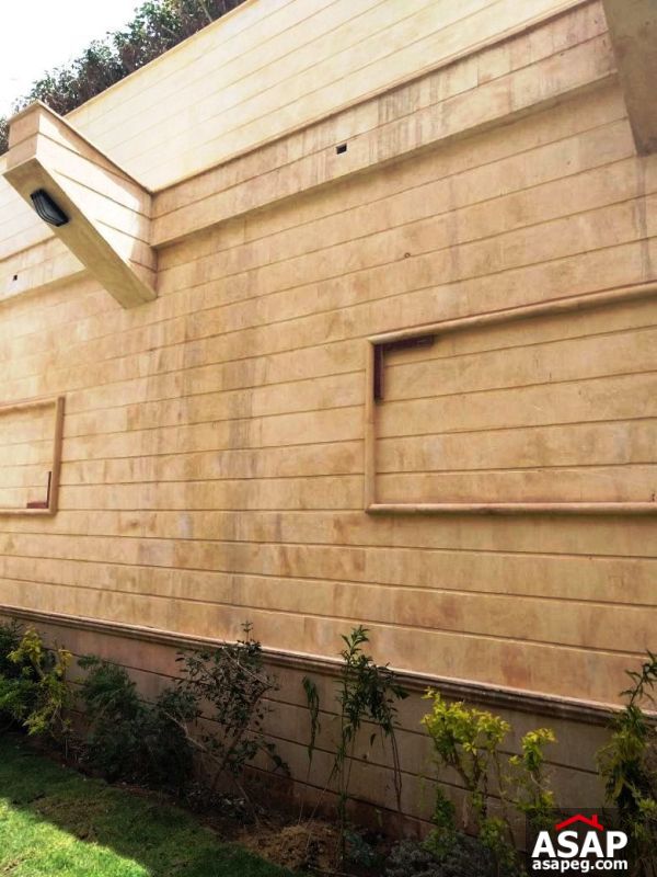 Villa with Pool for Rent in Deplomatic - New Cairo