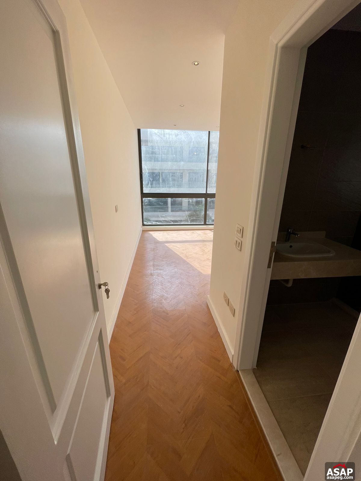 Semi-Furnished Apartment for Rent in Lake View Residence Semi-Furnished Apartment for Rent in Lake View Residence