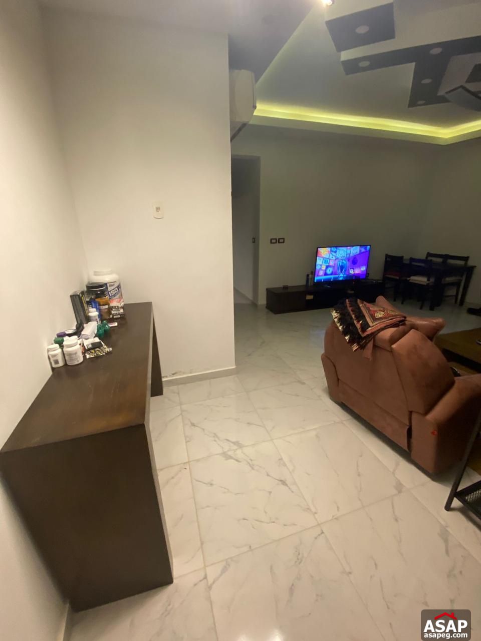 Finished Ground Floor for Sale in Hyde Park