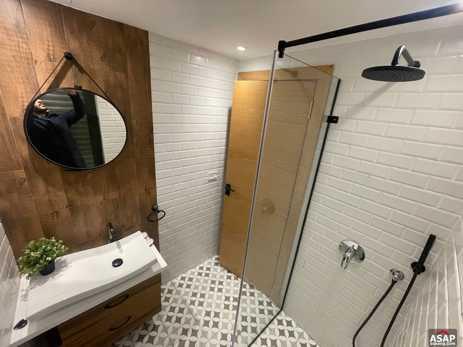 Ground Floor for Rent in Lake View Residence Ground Floor for Rent in Lake View Residence