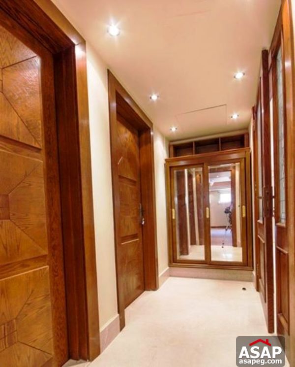 Villa for Rent in Marina City