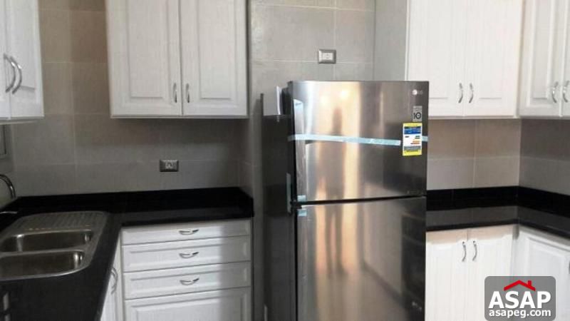 Apartment for Rent in Village Gate Compound