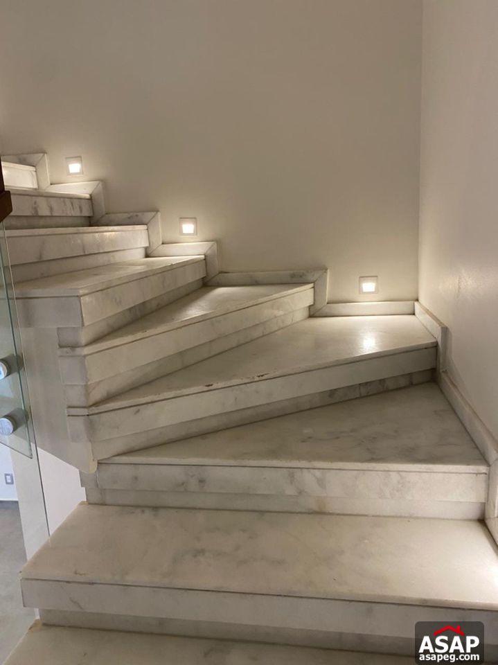 Town House for Rent in Dyar Park Town House for Rent in Dyar Park