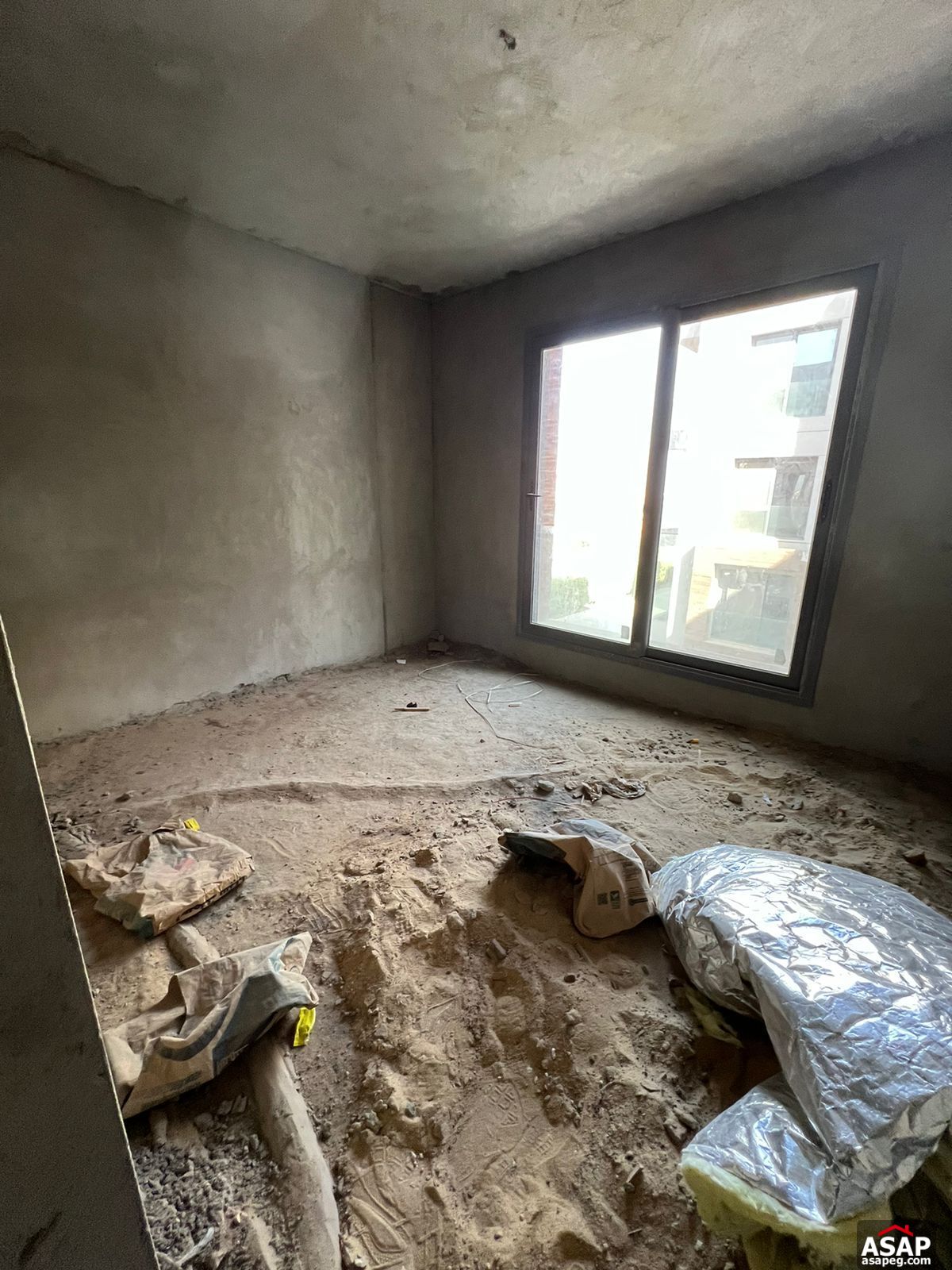 Apartment for Sale in Silver Palm Compound Apartment for Sale in Silver Palm Compound