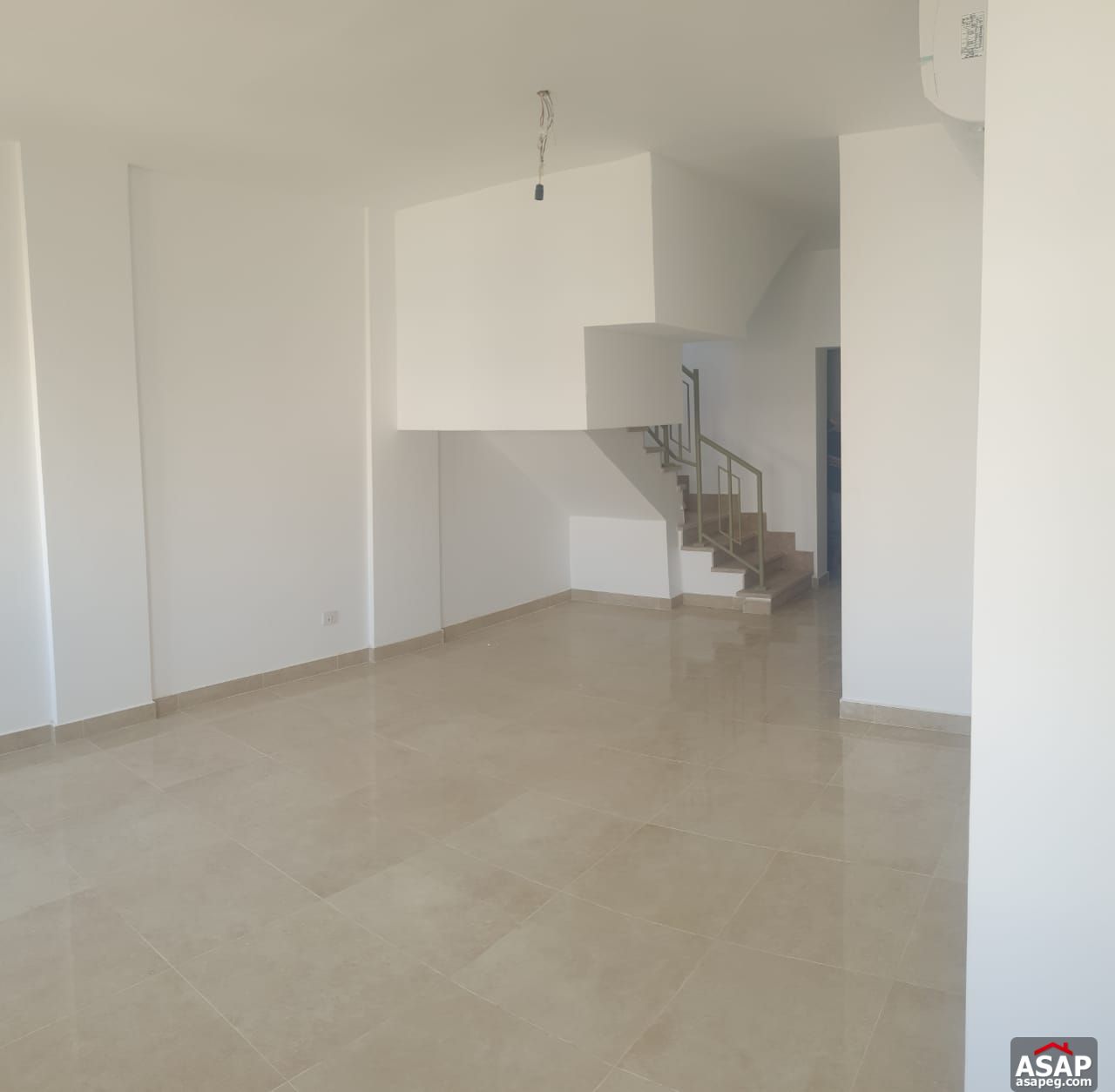 Penthouse for Rent in Fifth Square Penthouse for Rent in Fifth Square