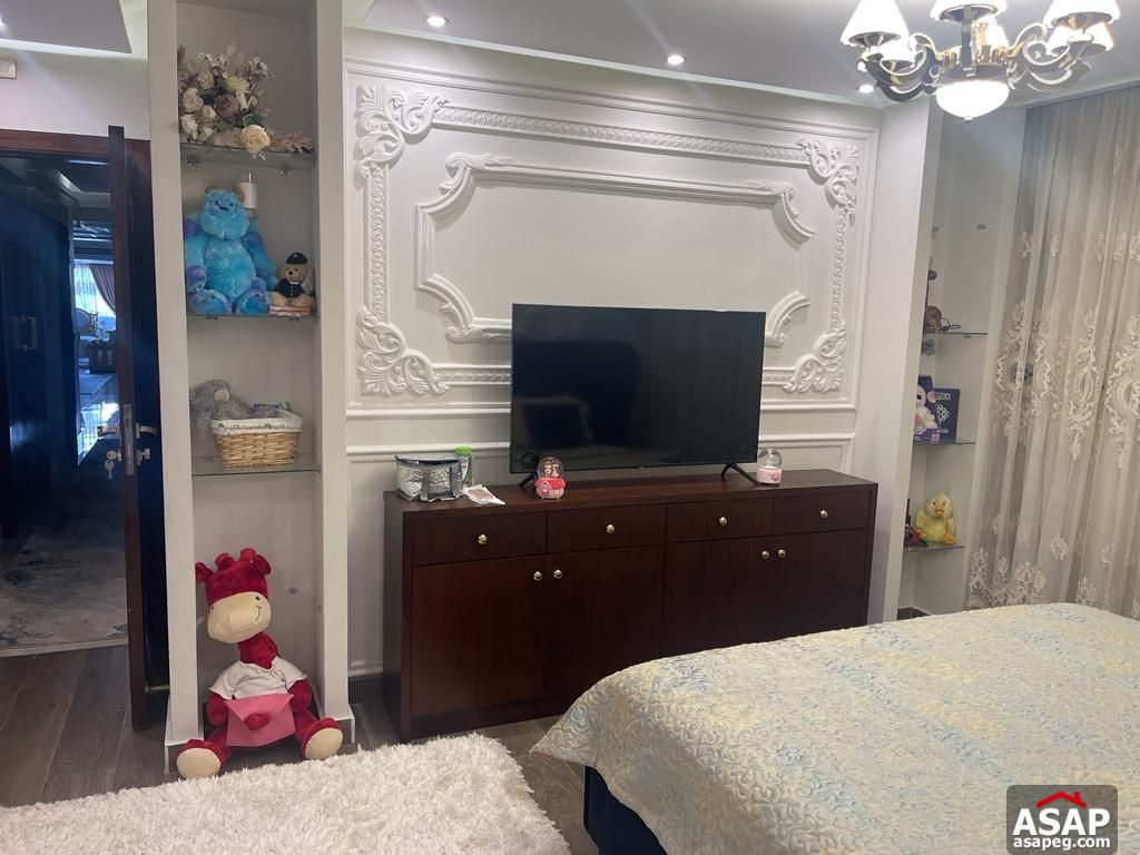 Apartment for Sale in Taj City Compound