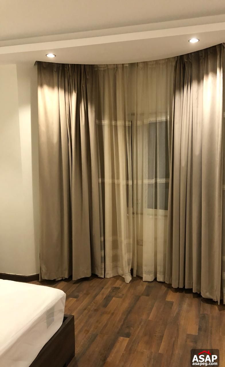 I Villa for Sale in Mountain View Hyde Park