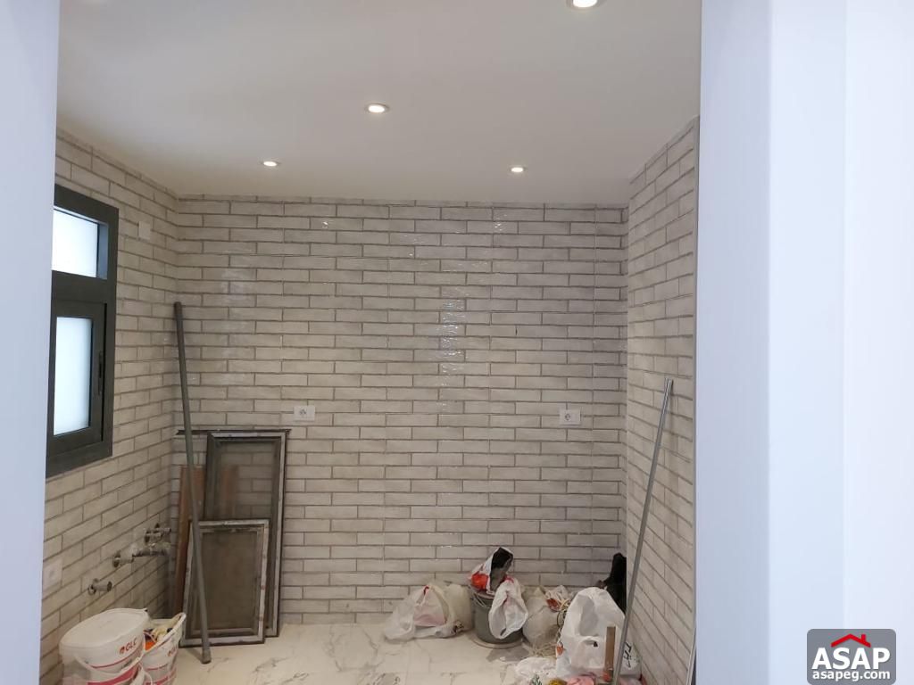 Apartment in Eastown Compound for Rent