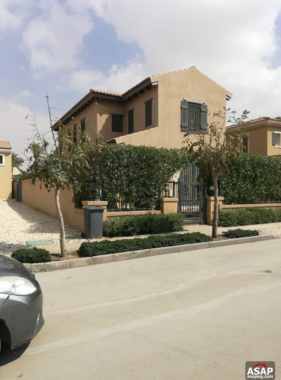 Villa for Sale in New Cairo compounds - Mivida Villa for Sale in New Cairo compounds - Mivida