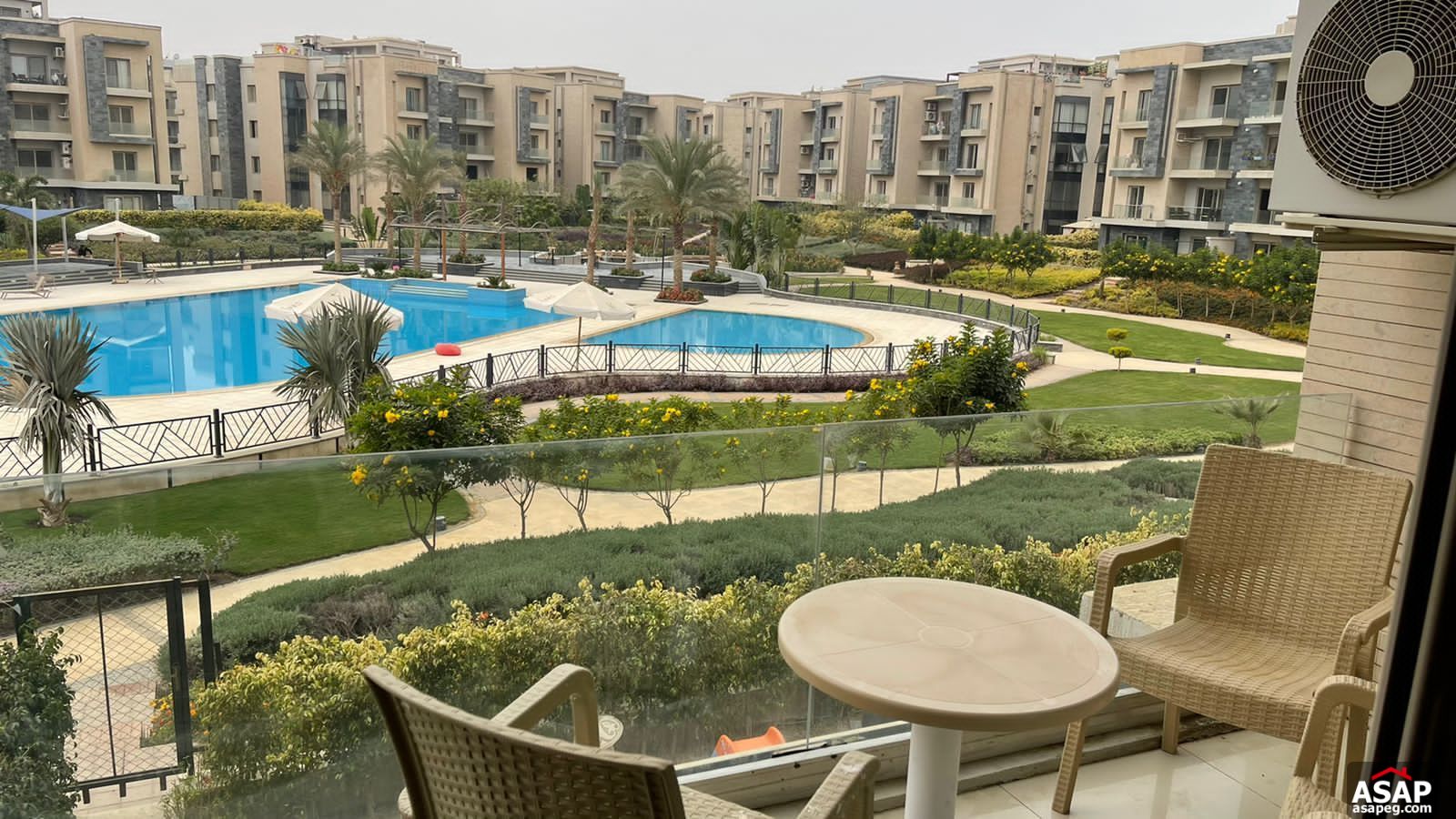 Fully Furnished Flat in Galleria Moon Valley