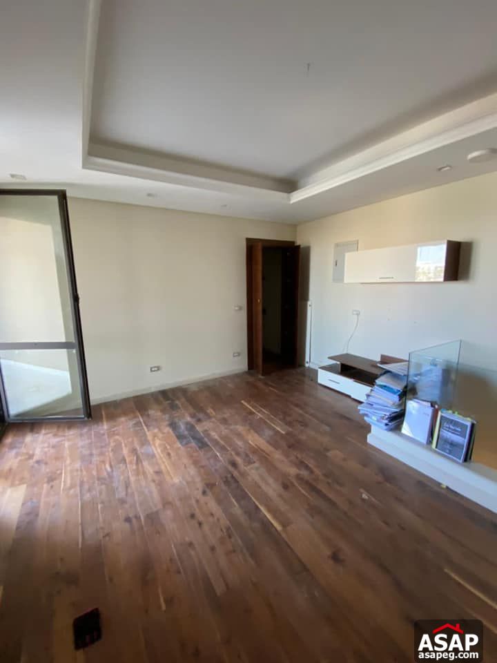 Duplex for Rent in Westown Duplex for Rent in Westown