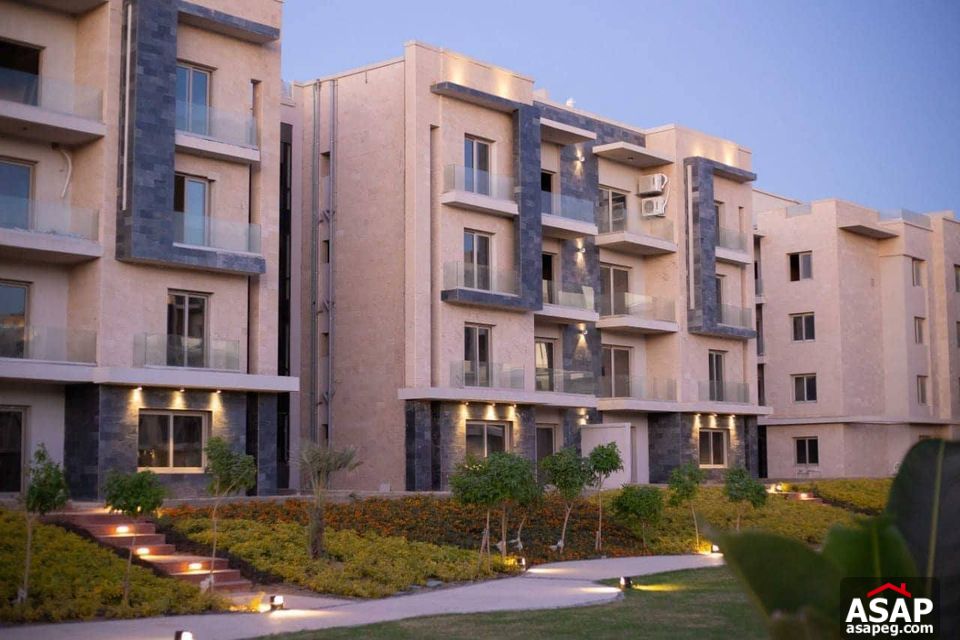 Apartment for Rent in Galleria Moon Valley