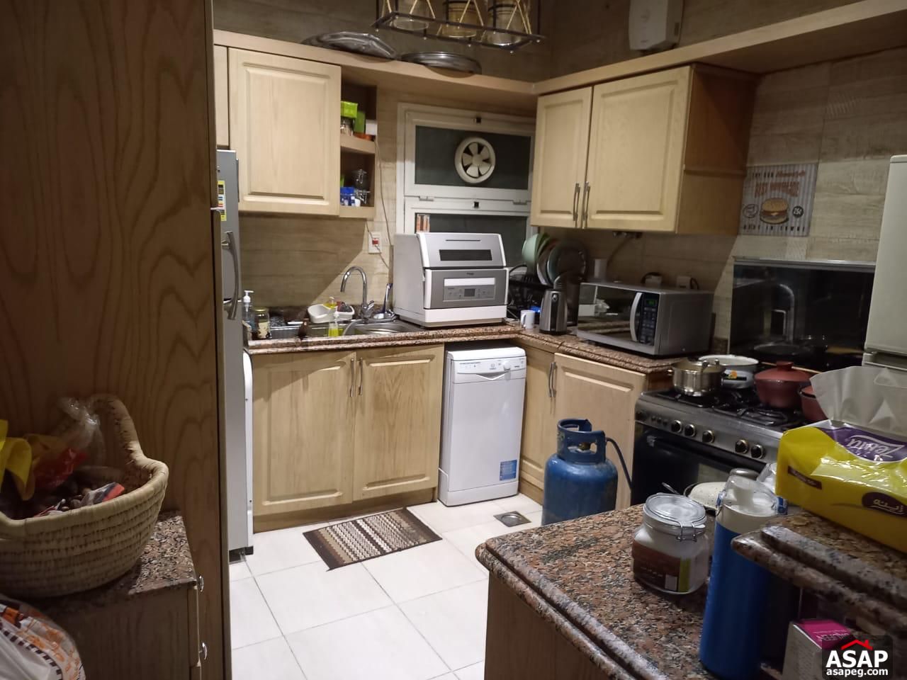 Apartment for Sale in Hyde Park Compound