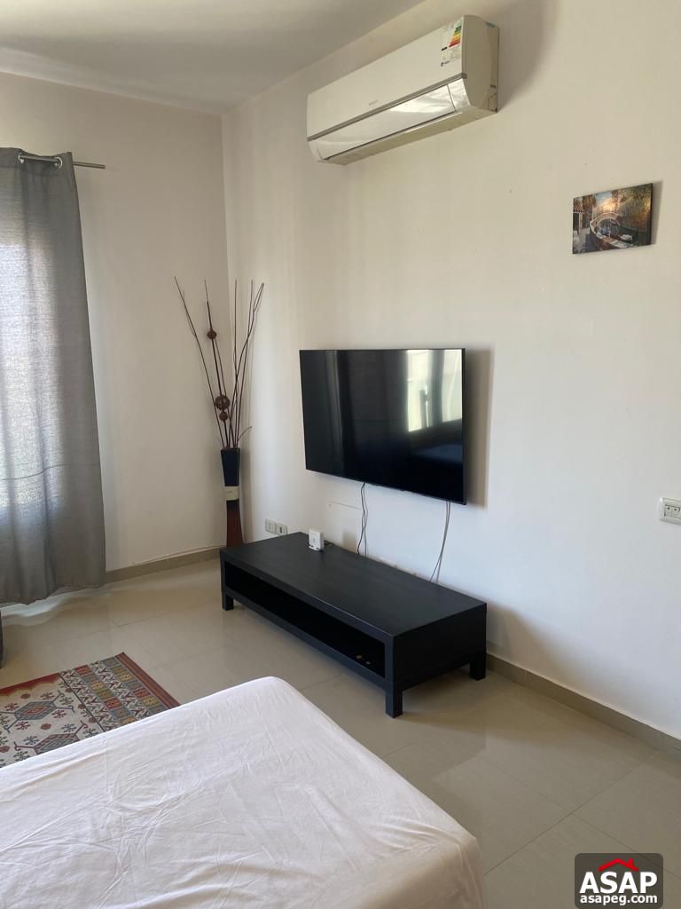 Apartment for Rent in the Village Palm Hills Apartment for Rent in the Village Palm Hills