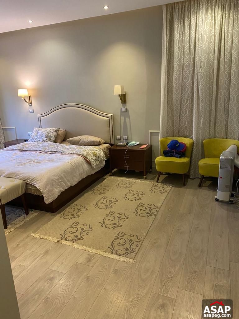 Apartment with Lake View for Rent in the WaterWay Apartment with Lake View for Rent in the WaterWay