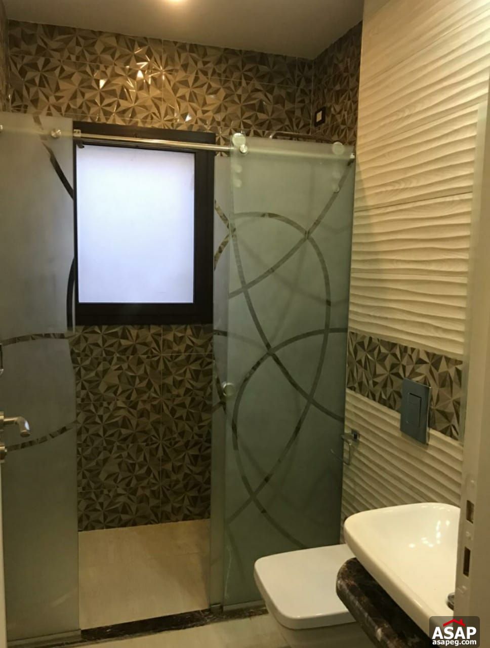 Apartment for Sale in Courtyard Compound Apartment for Sale in Courtyard Compound