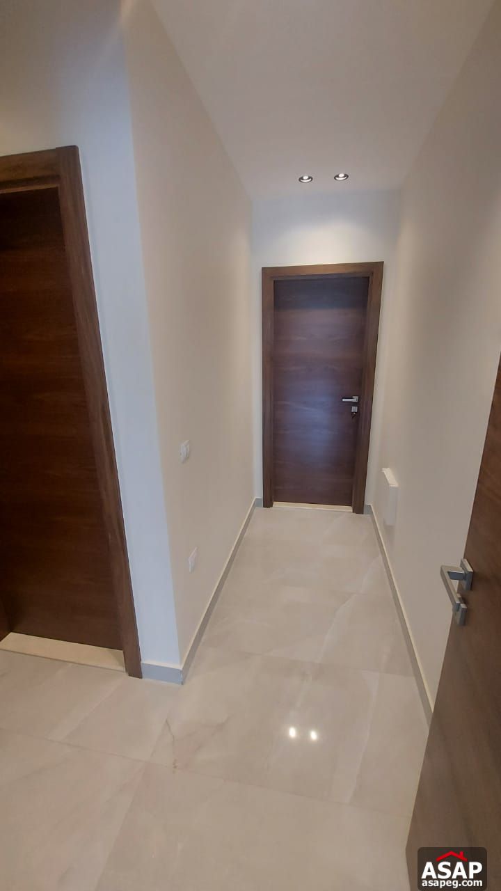 Apartment with Lake View for Rent in Lake View Residence