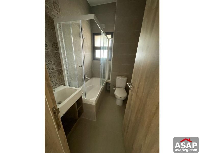 Ground Floor for Sale in Fifth Square Ground Floor for Sale in Fifth Square