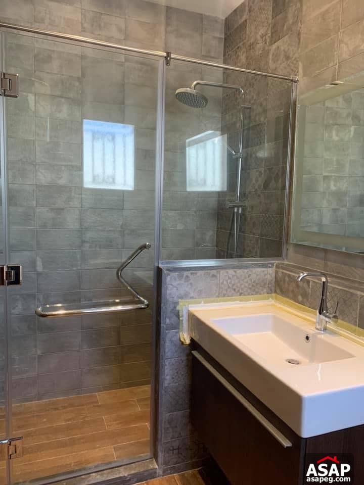 Twin House for Rent in Greens Compound Twin House for Rent in Greens Compound